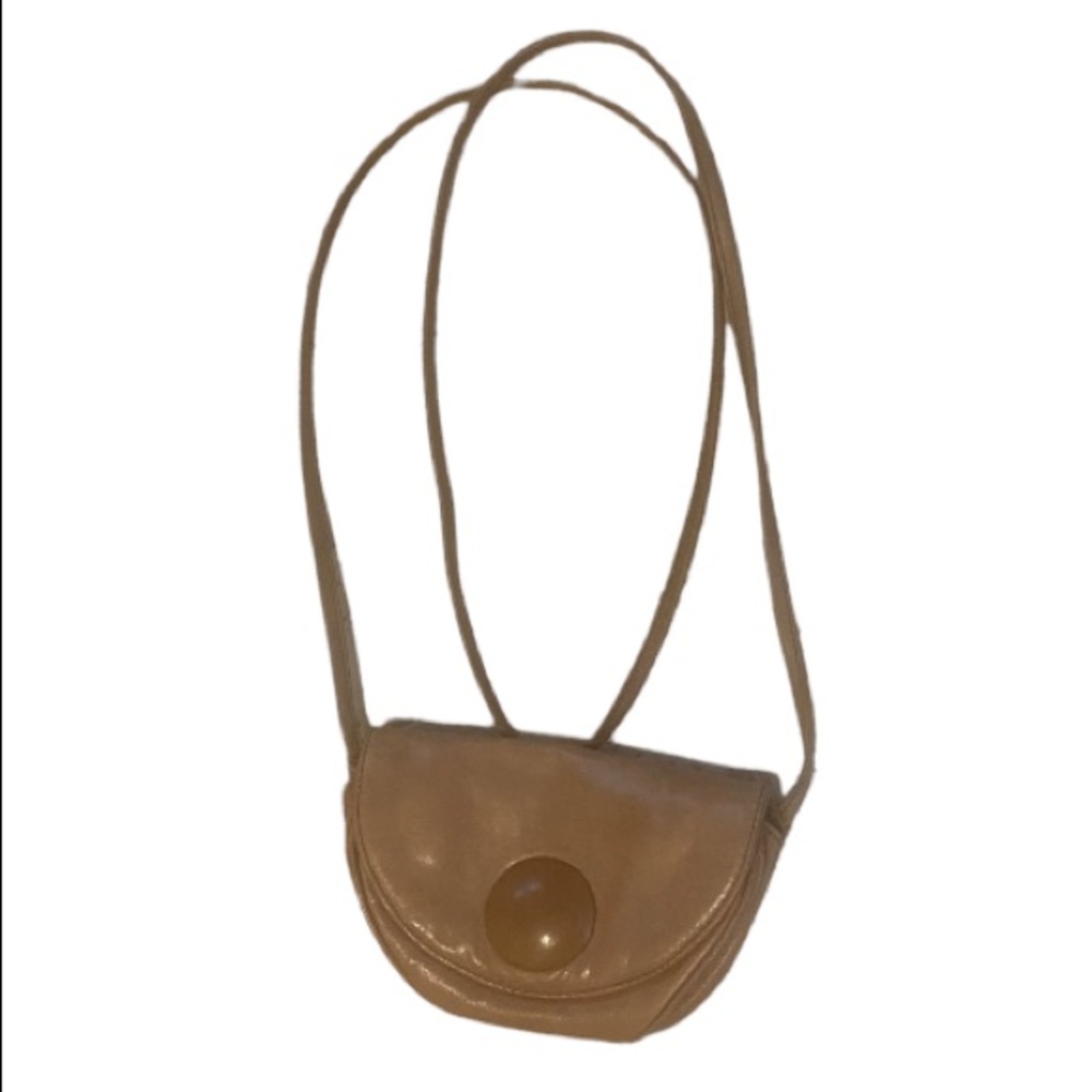 HOBO INTERNATIONAL Big Button mini crossbody. Tan leather. Excellent condition